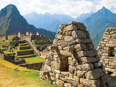 Machu Picchu en Tren Turistico 2 días