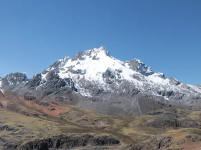 Trekking al Nevado Rajuntay Trekking al Nevado Rajuntay